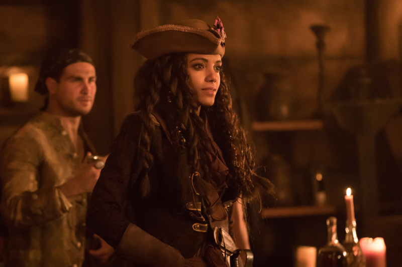 Illustration for article titled Legends Of Tomorrow blends superheroes and pirates for swashbuckling galore